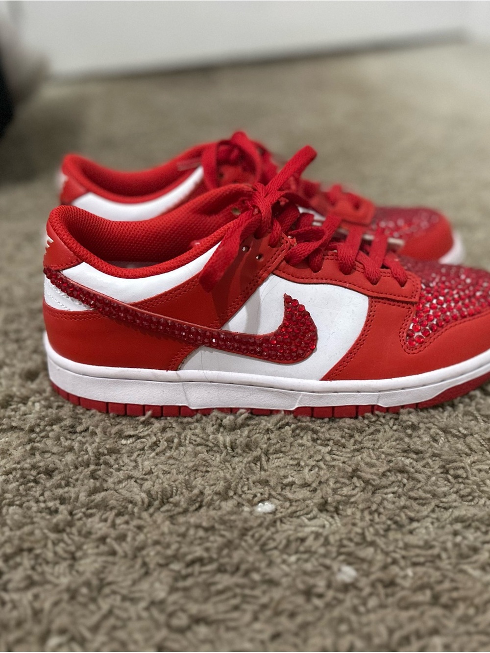 Nike Red and White Low-Top Sneakers with red bedazzles been worn once size 6.5